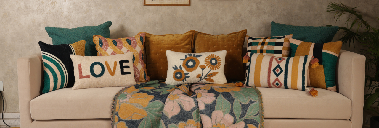 Tips for Decorating with Cushions