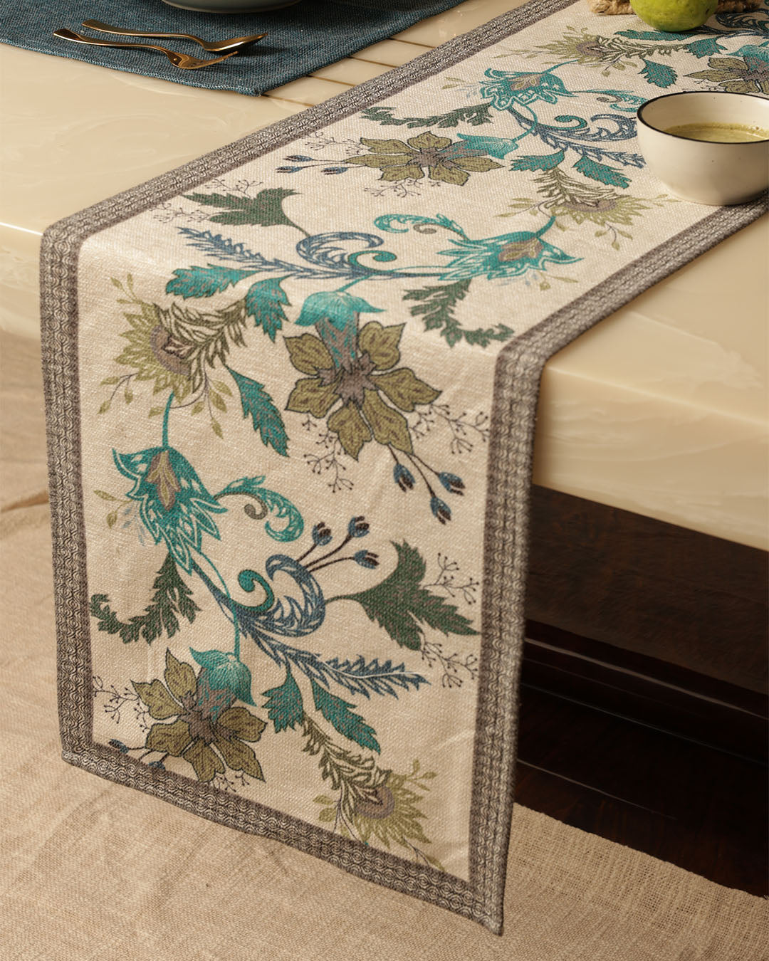 Mystic Bloom Runner