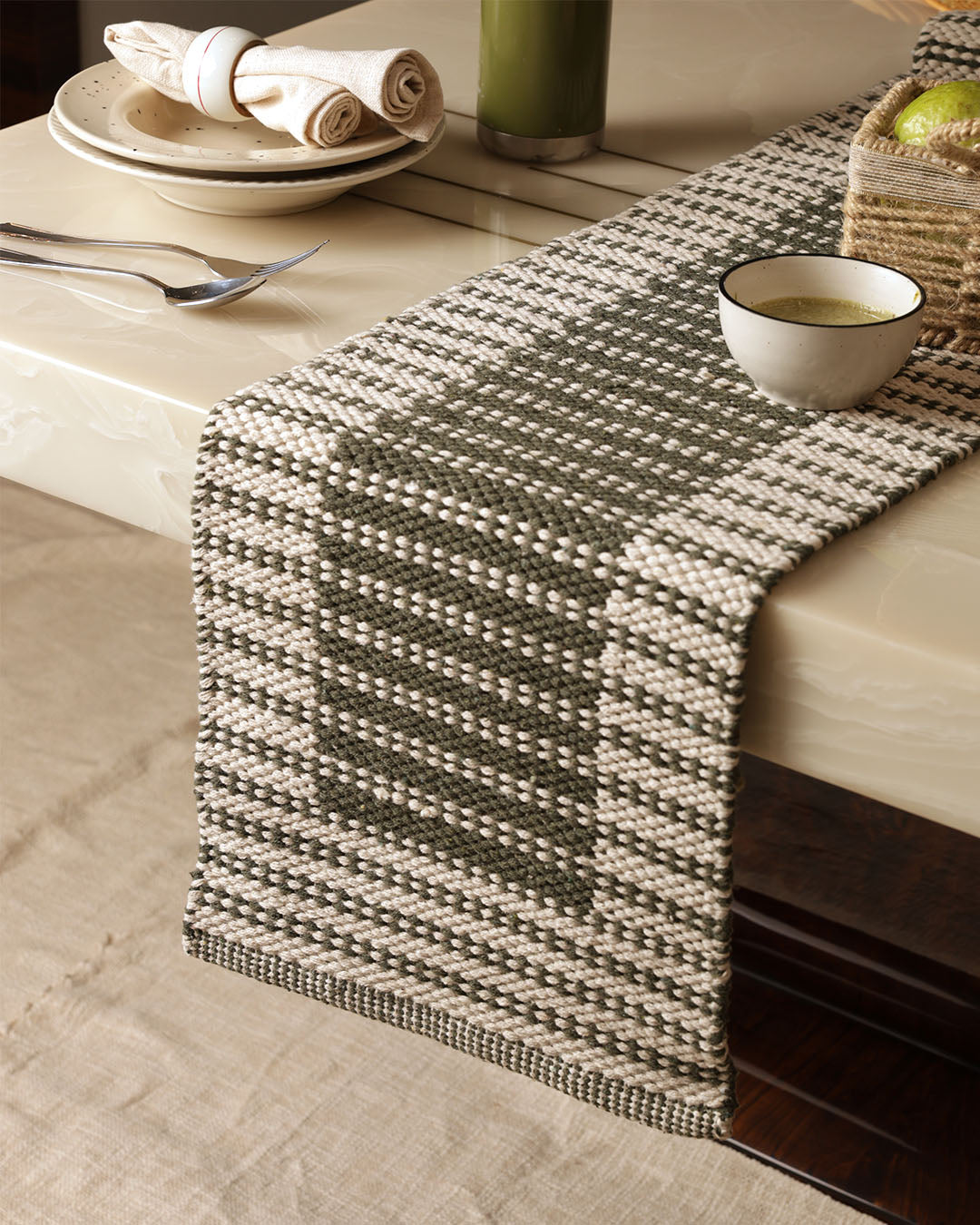 Nubo Woven Table Runner