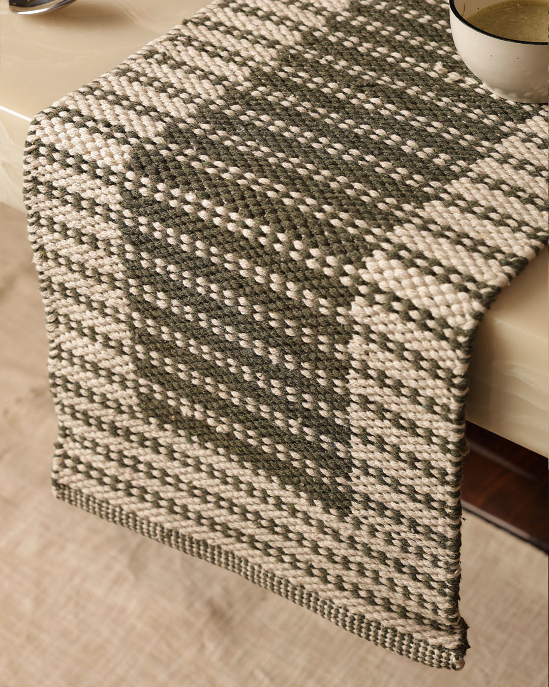 Nubo Woven Table Runner