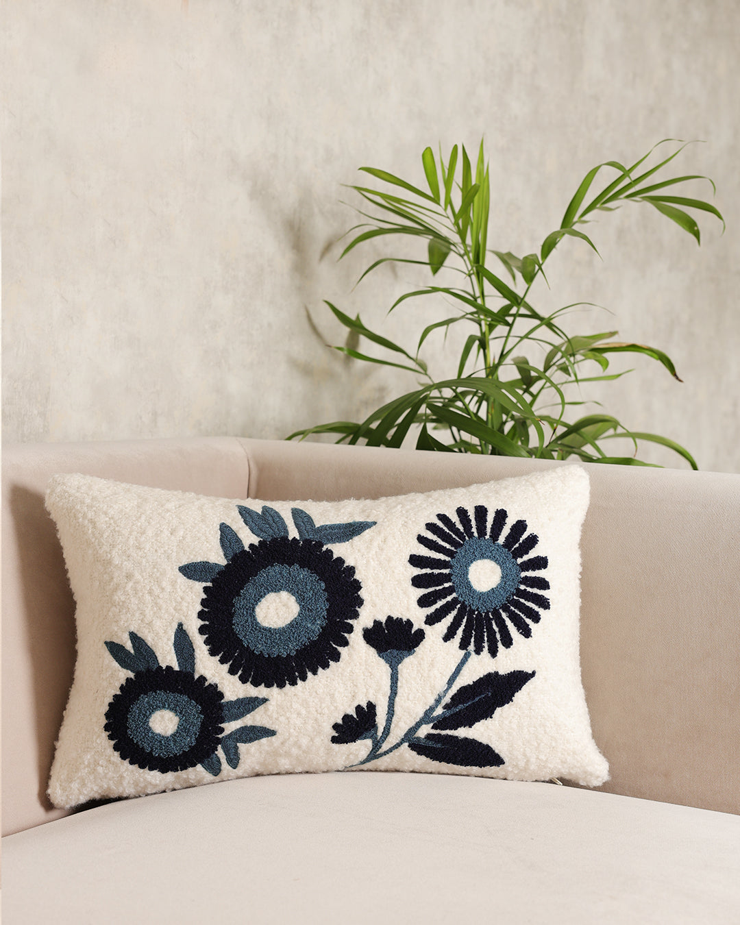 BLOOM BLUE