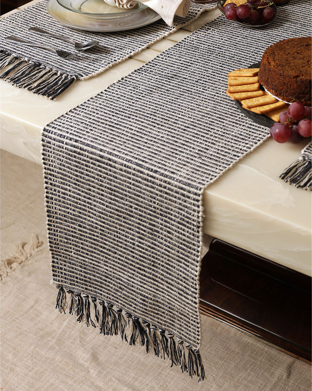 Deep Water Ridged Runner