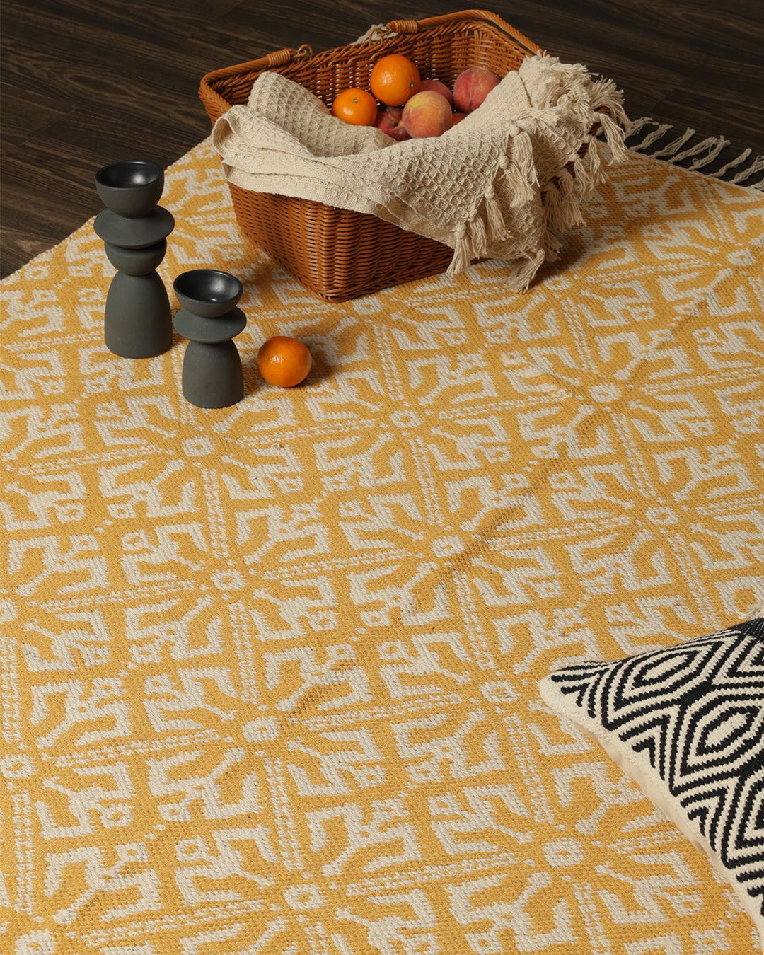 GEO MAZE RUG