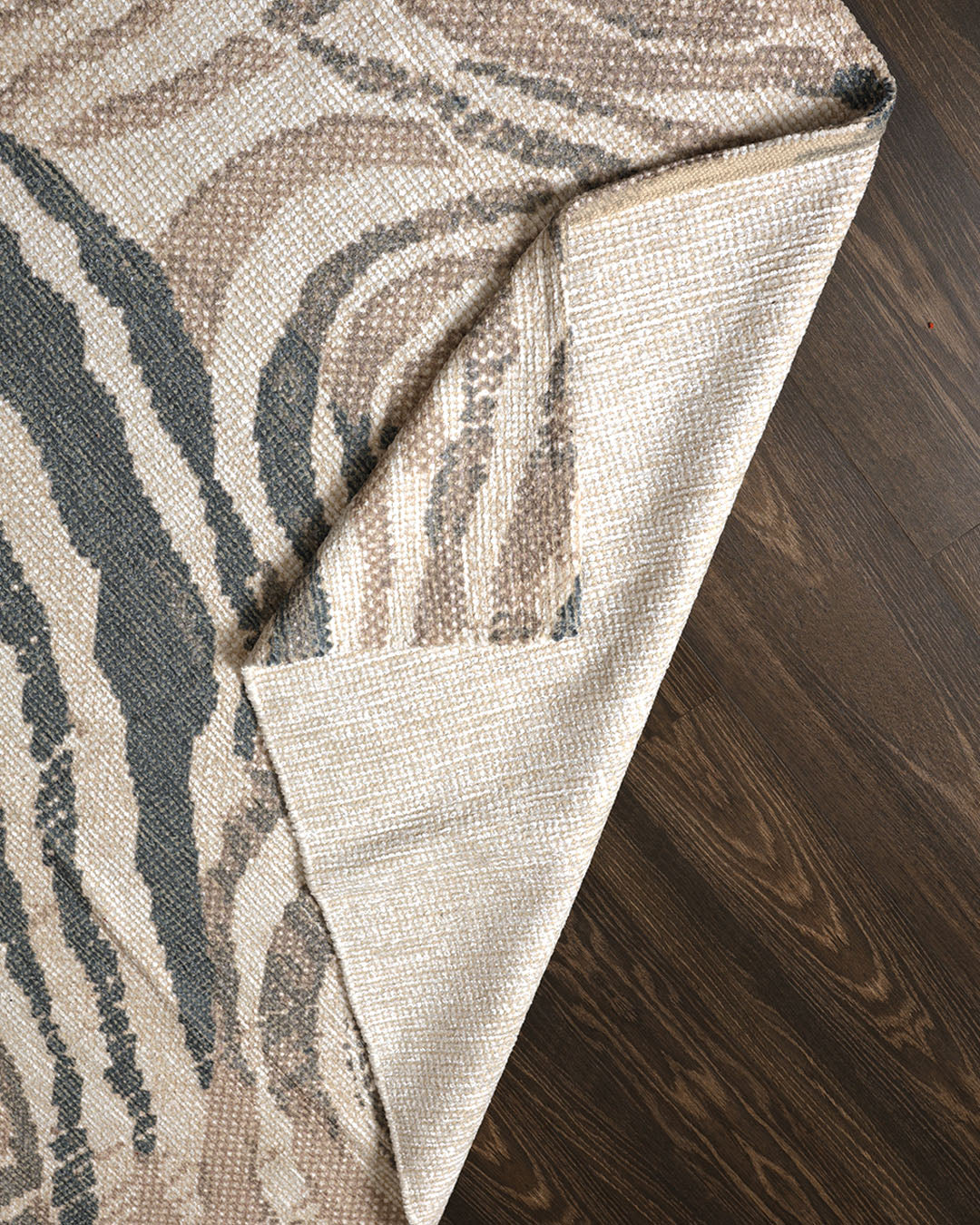 Desert Swirl Soft Chenille Rug